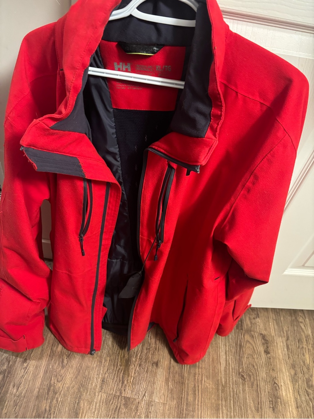 XL Helly Hansen Red Men’s Ski Jacket with Black Trim
